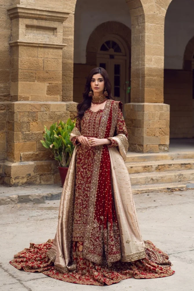 Red Bridal Lehenga and Kameez Pakistani Wedding Dress