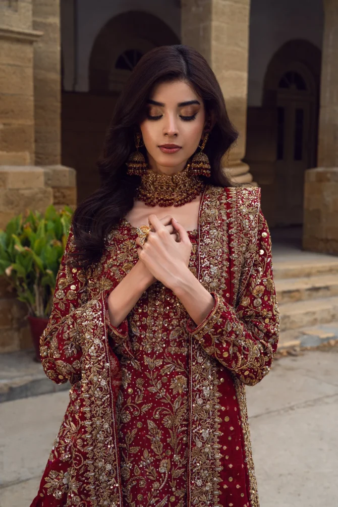 Red Bridal Lehenga and Kameez Pakistani Wedding Dress